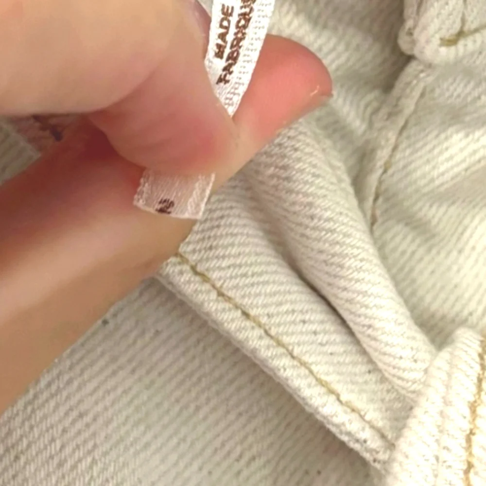 Free People Splendor in the Grass Paper Bag Waist Denim MiniSkirt Cream Sz 2 NEW - Picture 13 of 15